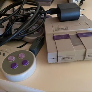 Super Nintendo Mini comes preloaded with games